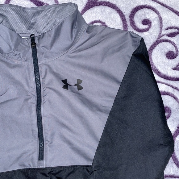 Youth XL Under Armour Wind Breaker Grey Black NWOT - Picture 2 of 7